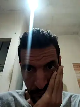 Snapshot of khema99 chatting on 11-27-25, 09:17 khema99 online show from 11-27-25, 09:17