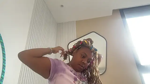 ChocolateCakeQueen online show from 02-24-25, 12:26