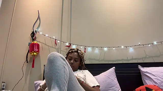 ChocolateCakeQueen online show from 03-09-25, 02:39