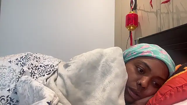 ChocolateCakeQueen online show from 03-15-25, 10:00