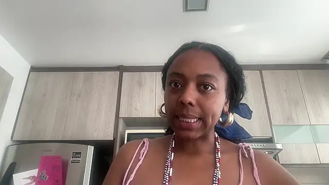 ChocolateCakeQueen online show from 03-19-26, 03:16