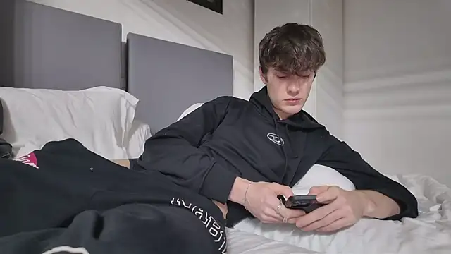 twinkyjd  online show from 11-05-25, 10:32