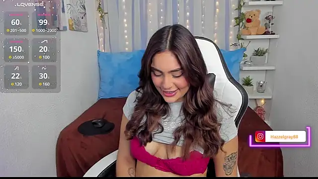 HazzelGray online show from 02-26-25, 04:14