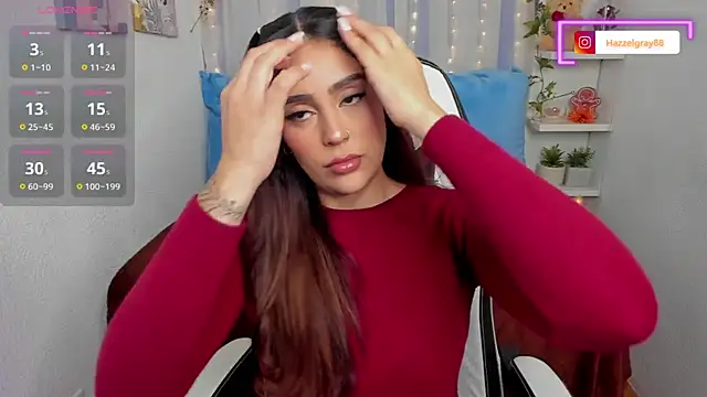 HazzelGray online show from 09-20-25, 02:40