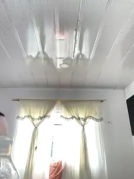 hannahb-e online show from 09-09-25, 01:32