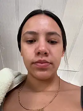 hannahb-e online show from 12-15-25, 03:16