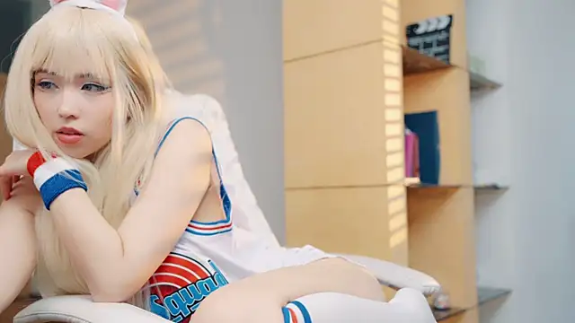 sigmasian online show from 12-28-24, 05:02