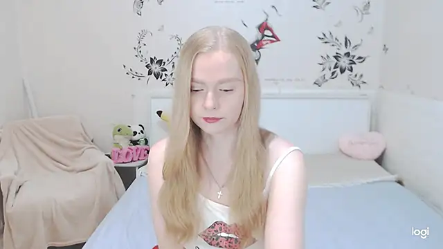 alice de online show from 12-04-25, 11:13