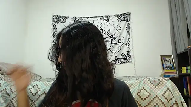 AlinaWoolf  online show from 02-02-25, 03:43