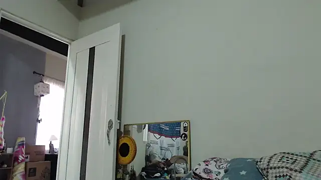 AlinaWoolf  online show from 06-11-26, 04:49