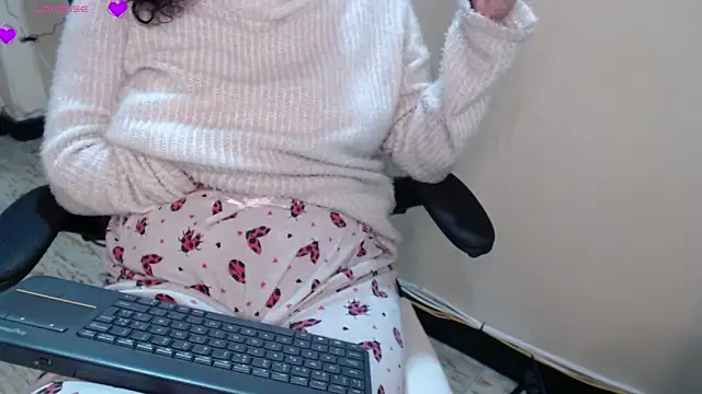 Snapshot of _samara chatting on 11-08-25, 03:12 samara online show from 11-08-25, 03:12