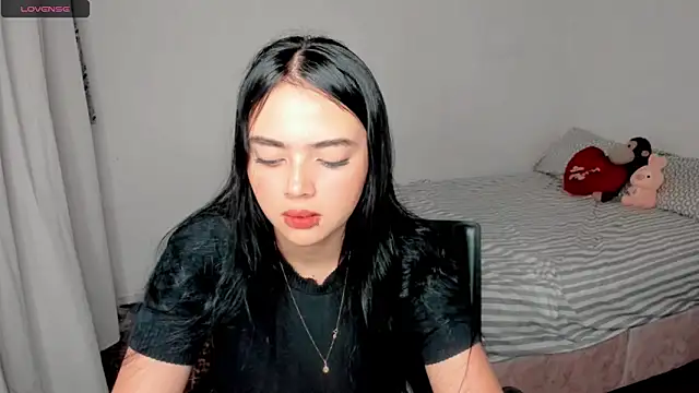 Sarah angell online show from 12-22-24, 04:38