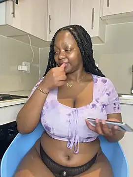 Snapshot of Jazmine-Blue chatting on 06-11-26, 02:53 Jazmine-Blue online show from 06-11-26, 02:53