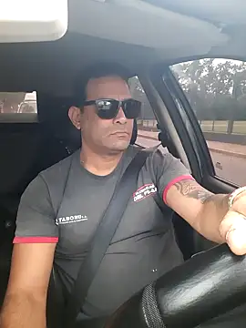 hecwil8 online show from 10-27-25, 11:36