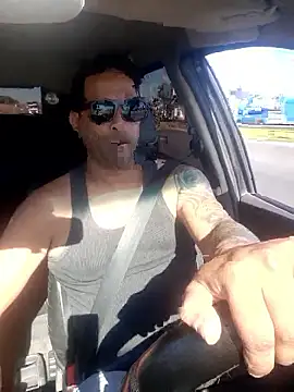 hecwil8 online show from 01-17-26, 12:21