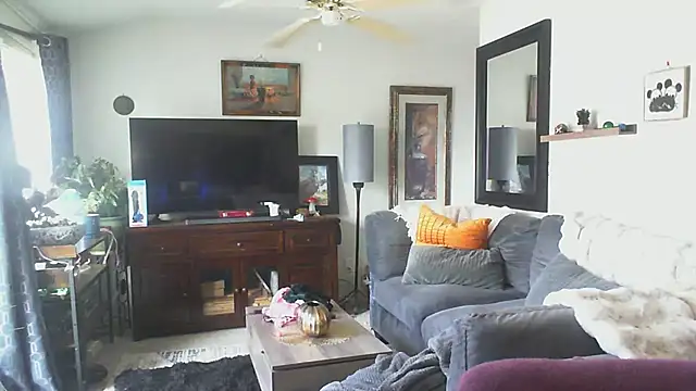 CeceilaMoon online show from 02-16-26, 05:53