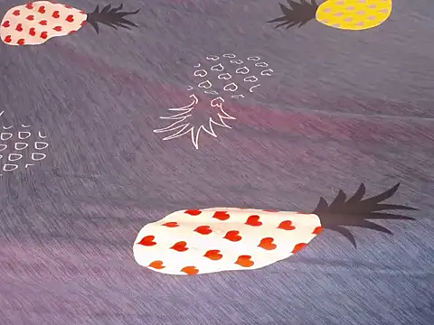 Snapshot of 69loveme09 chatting on 02-05-25, 04:48 69loveme09 online show from 02-05-25, 04:48