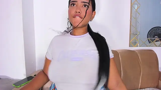 sharlot evans  online show from 03-21-26, 04:32