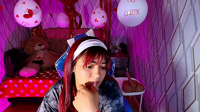 NicolleTaylor online show from 02-13-26, 03:35