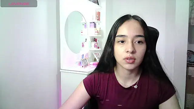 Snapshot of aineangeel chatting on 07-05-26, 11:45 aineangeel online show from 07-05-26, 11:45