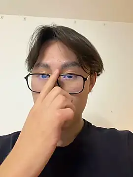 SrLuis18 online show from 04-05-26, 10:29