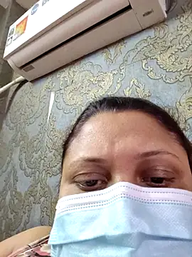 Snapshot of kunjan789 chatting on 01-17-26, 06:00 kunjan789 online show from 01-17-26, 06:00