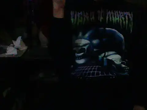 Snapshot of mrdemoncrowly chatting on 05-13-26, 04:54 mrdemoncrowly online show from 05-13-26, 04:54