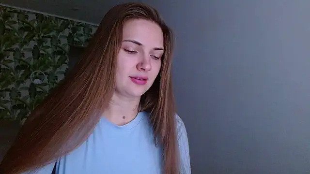 Olivia shine online show from 10-11-25, 04:22