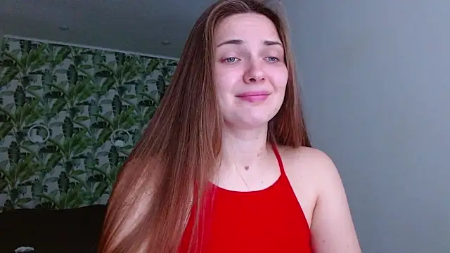 Olivia shine online show from 11-18-25, 05:23