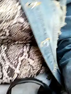 Emily Wane online show from 01-07-25, 03:33