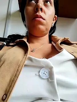 Snapshot of Emily_Wane chatting on 02-10-26, 04:33 Emily Wane online show from 02-10-26, 04:33