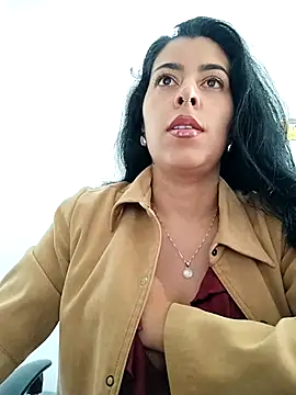 Snapshot of Emily_Wane chatting on 02-12-26, 04:35 Emily Wane online show from 02-12-26, 04:35