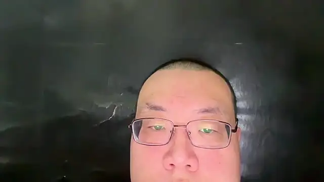 Snapshot of slaveasianboy chatting on 02-28-25, 03:15 slaveasianboy online show from 02-28-25, 03:15