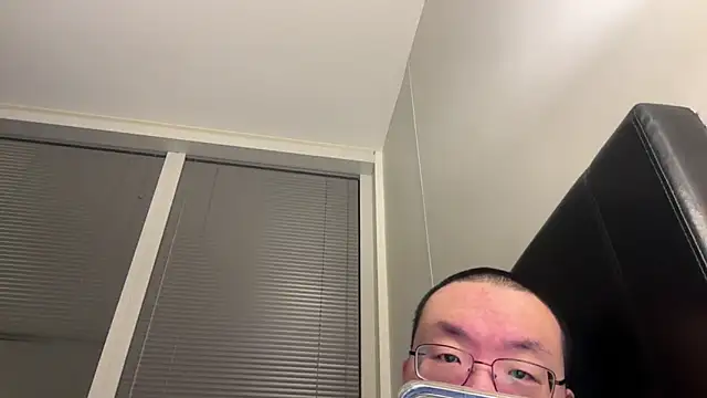 Snapshot of slaveasianboy chatting on 03-05-25, 07:38 slaveasianboy online show from 03-05-25, 07:38