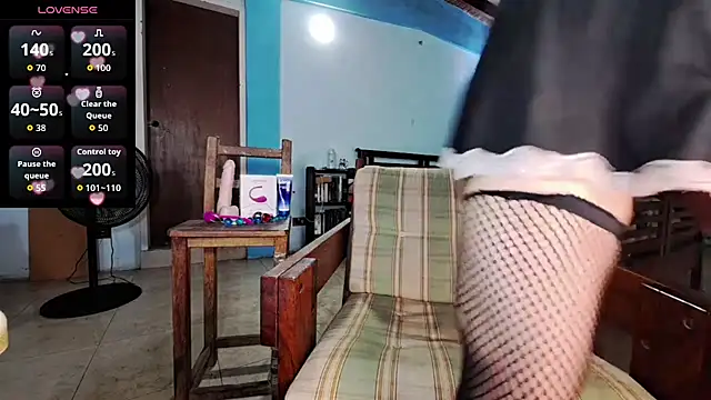 Snapshot of Gotitatv chatting on 09-24-25, 01:58 Gotitatv online show from 09-24-25, 01:58