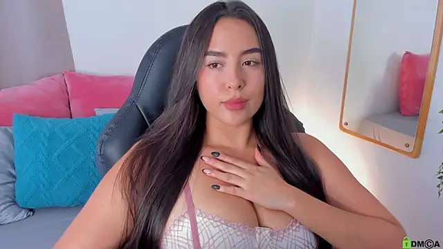 Snapshot of april__stone chatting on 11-04-25, 04:17 april stone online show from 11-04-25, 04:17