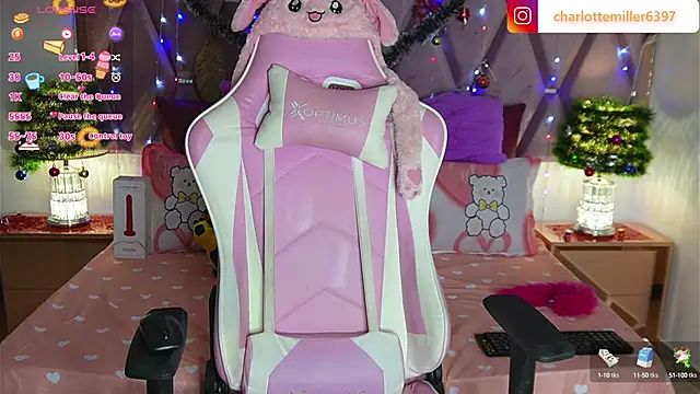 Snapshot of CharlotteMillers chatting on 12-03-24, 12:27 CharlotteMillers online show from 12-03-24, 12:27