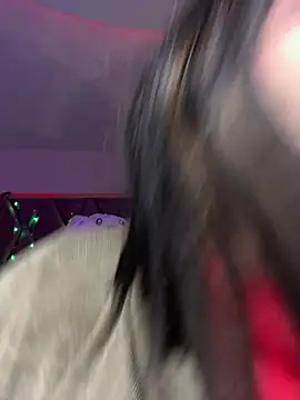 Snapshot of CharlotteMillers chatting on 01-28-25, 12:22 CharlotteMillers online show from 01-28-25, 12:22