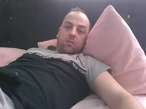 Snapshot of Yldrmm_9553 chatting on 05-16-26, 10:58 Yldrmm 9553 online show from 05-16-26, 10:58