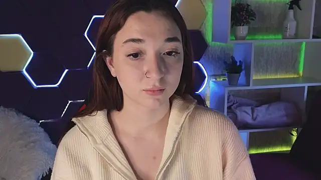 YasmineWest online show from 12-12-24, 04:15