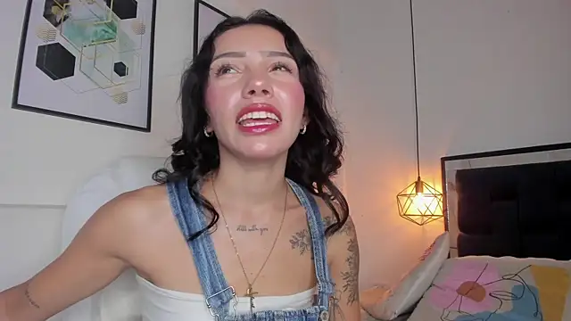 amysc online show from 11-10-25, 01:43