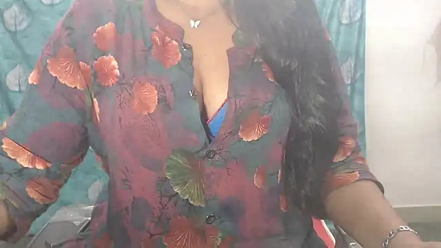 Sophia your online show from 01-12-26, 05:01