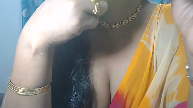 Snapshot of Sophia_your chatting on 07-13-26, 05:43 Sophia your online show from 07-13-26, 05:43