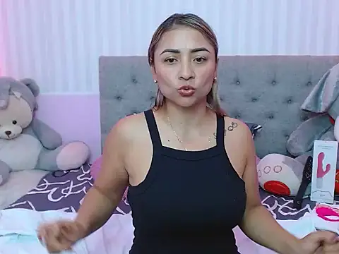 milf bigass  online show from 02-12-25, 06:19