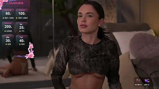 Snapshot of EsmeAinsley chatting on 02-08-25, 03:30 EsmeAinsley online show from 02-08-25, 03:30