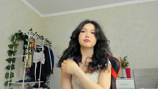 Snapshot of wastforu chatting on 02-19-25, 08:22 wastforu online show from 02-19-25, 08:22