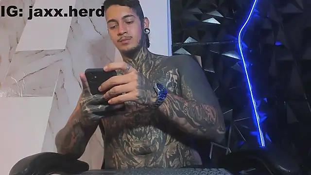 JAXXXONHERD online show from 10-04-25, 02:15