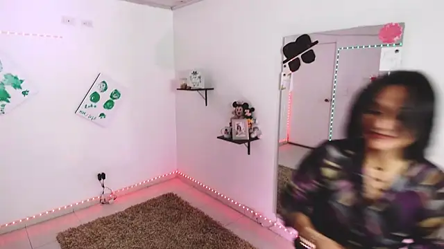 lollita 23  online show from 09-26-25, 03:16