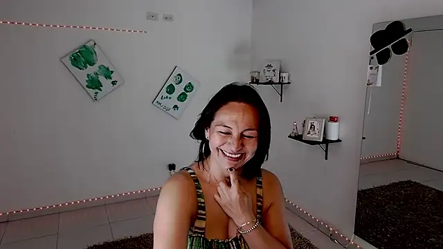 lollita 23  online show from 11-16-25, 07:19