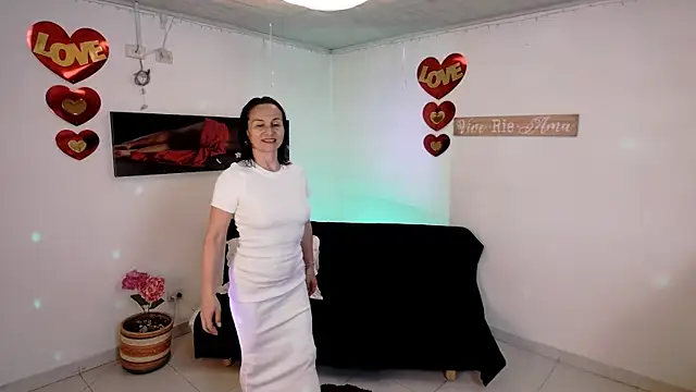 lollita 23  online show from 04-06-26, 08:21